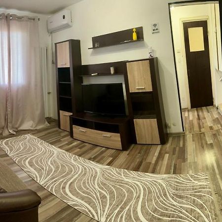 Apartament 2 Camere Giurgiului ブカレスト エクステリア 写真