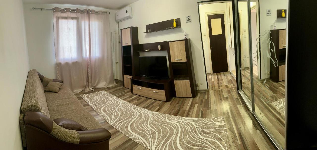 Apartament 2 Camere Giurgiului ブカレスト エクステリア 写真